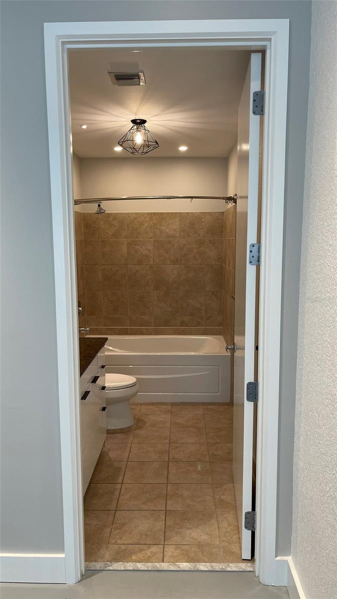 150 E ROBINSON ST #1423, ORLANDO, FL — photo 30