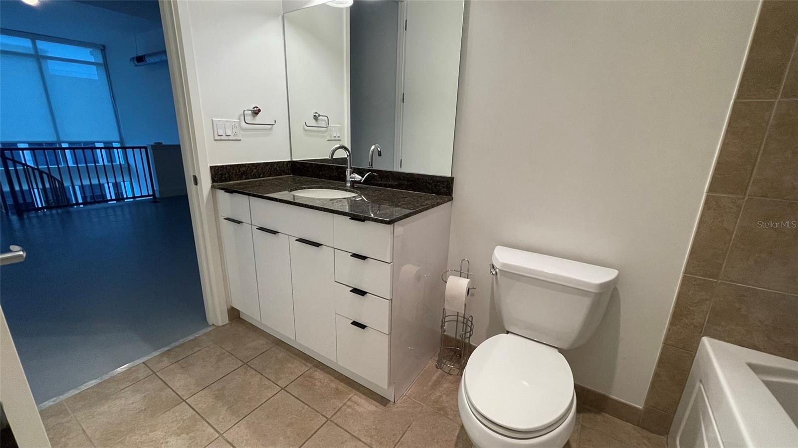 150 E ROBINSON ST #1423, ORLANDO, FL — photo 37