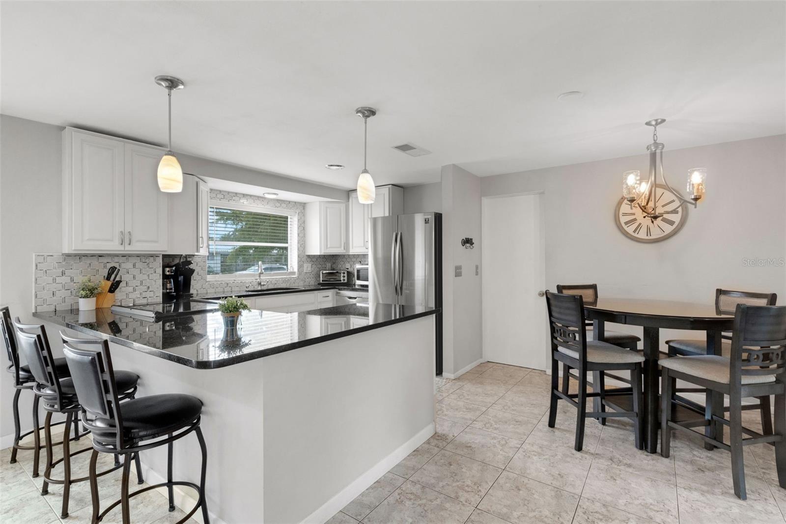 3174 REGATTA CIR, SARASOTA, FL — photo 8