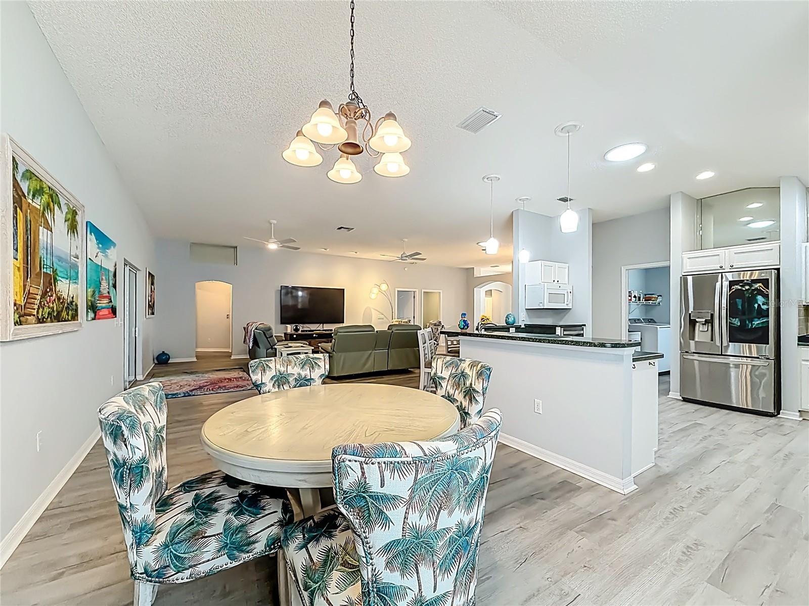 1738 AUGUSTINE DR, THE VILLAGES, FL — photo 6