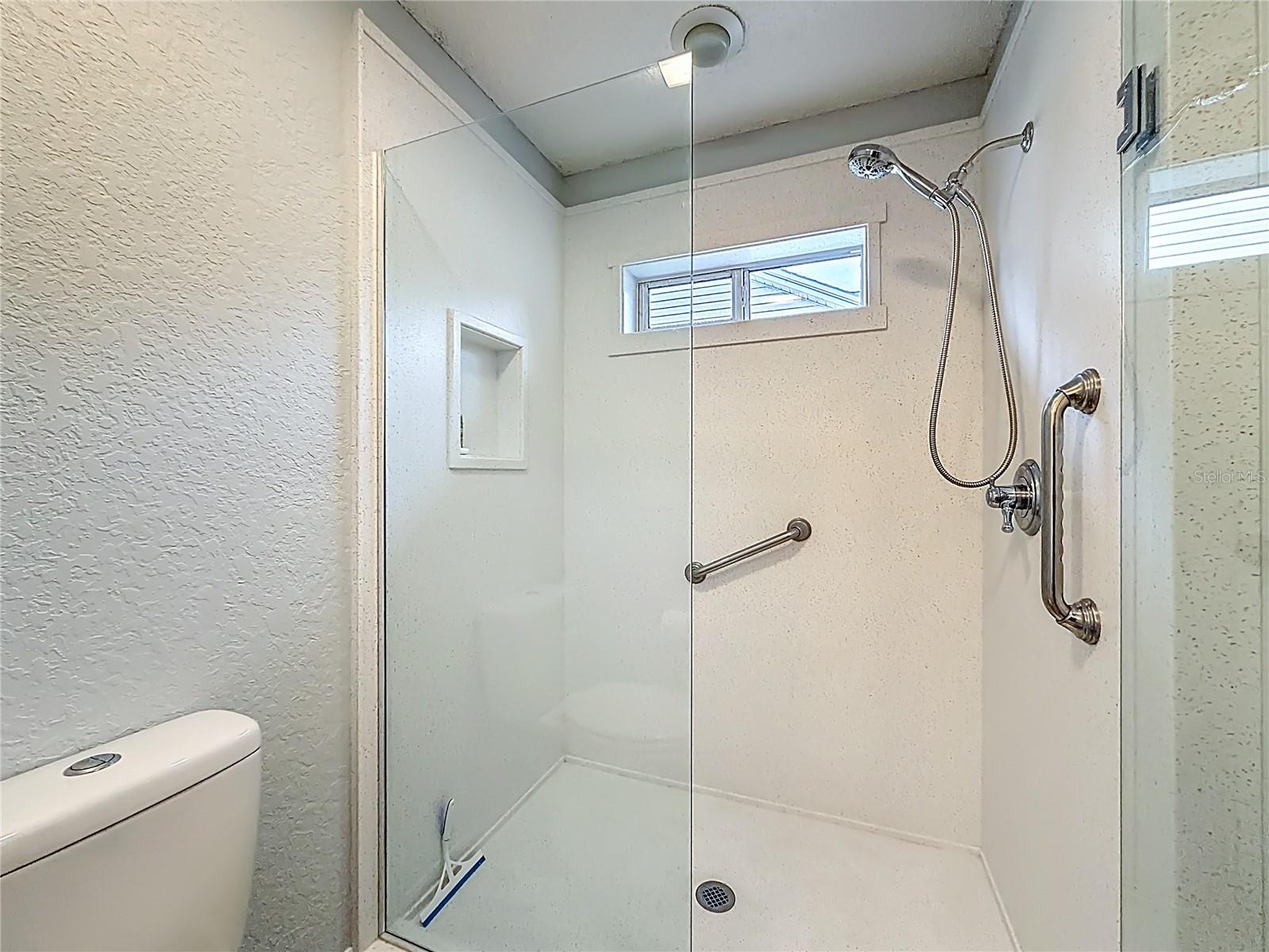 1738 AUGUSTINE DR, THE VILLAGES, FL — photo 16