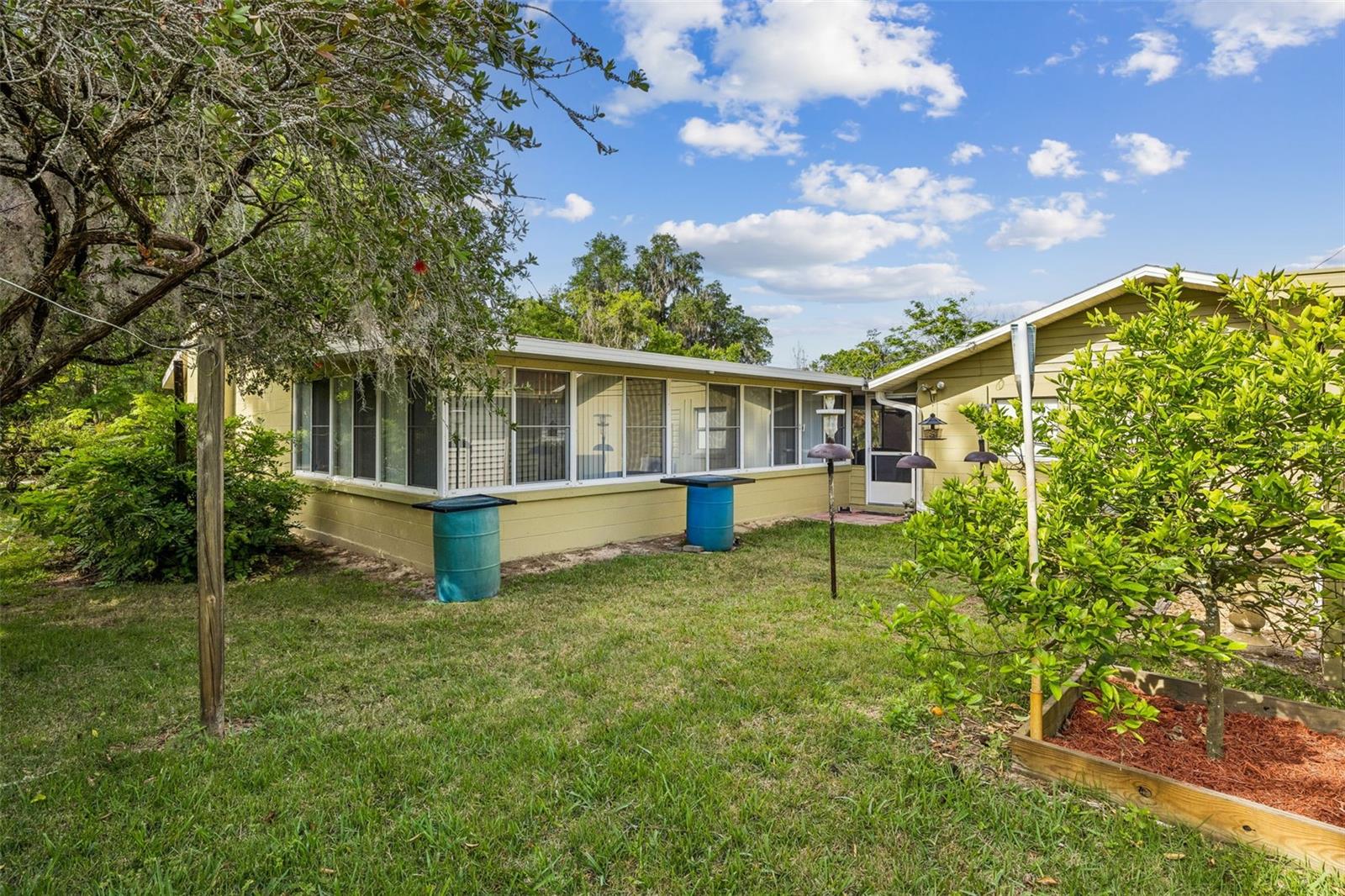 110 SHAFFER AVE, CRESCENT CITY, FL — photo 32