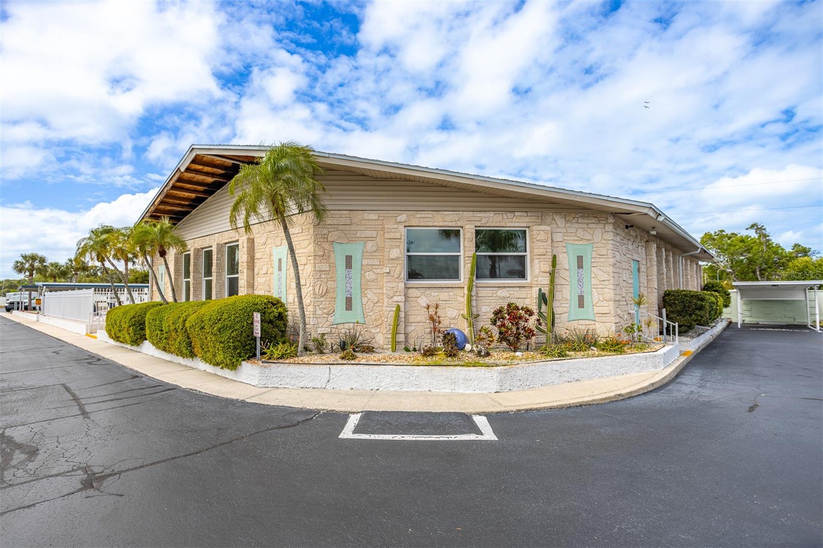 250 ROSERY RD NW #298, LARGO, FL — photo 32