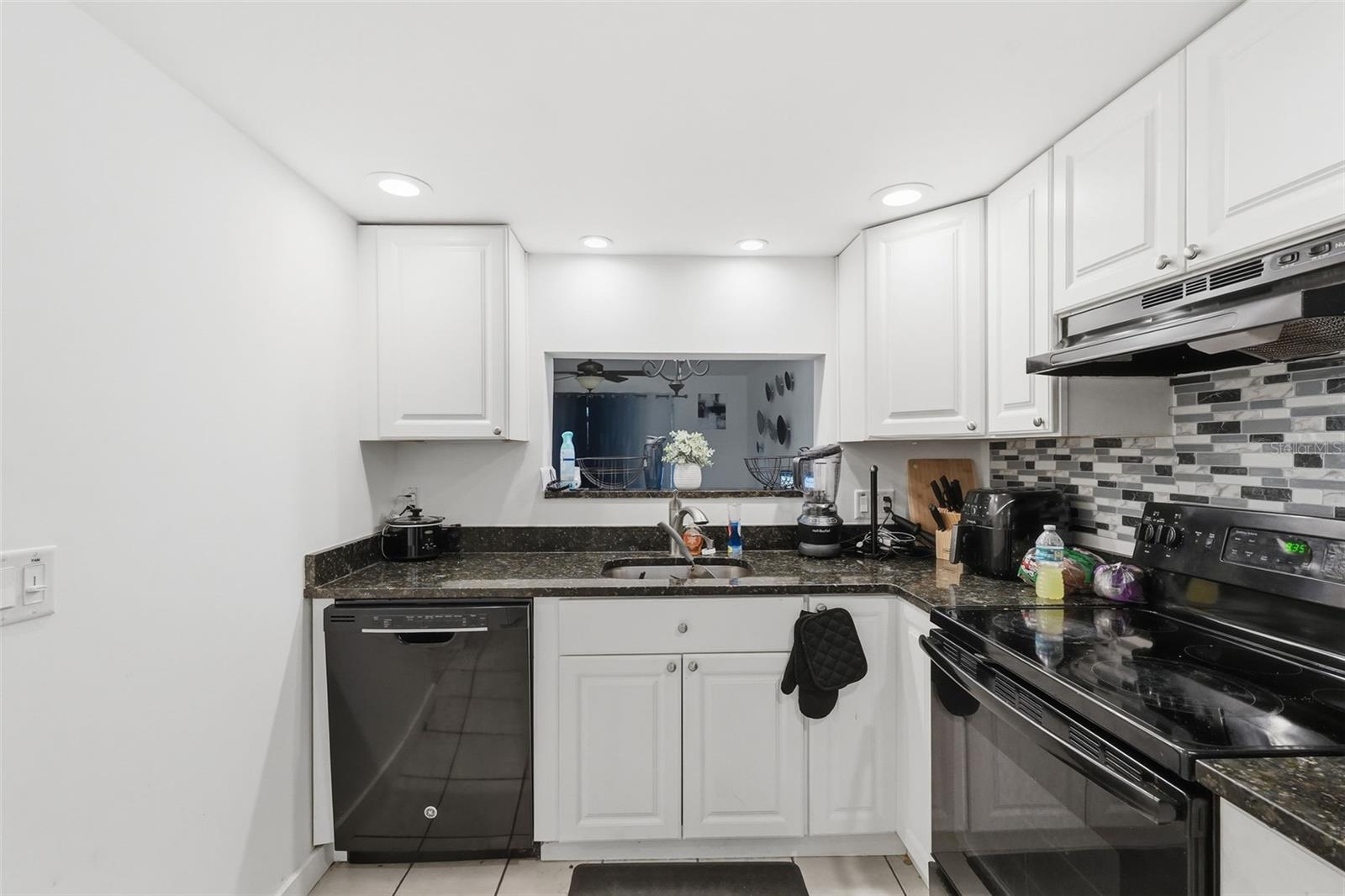 6340 NEWTOWN CIR #40A2, TAMPA, FL — photo 7
