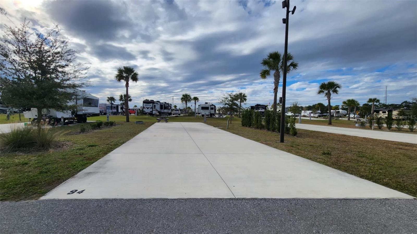 94 CEDAR CIR E, LAKE WALES, FL — photo 17