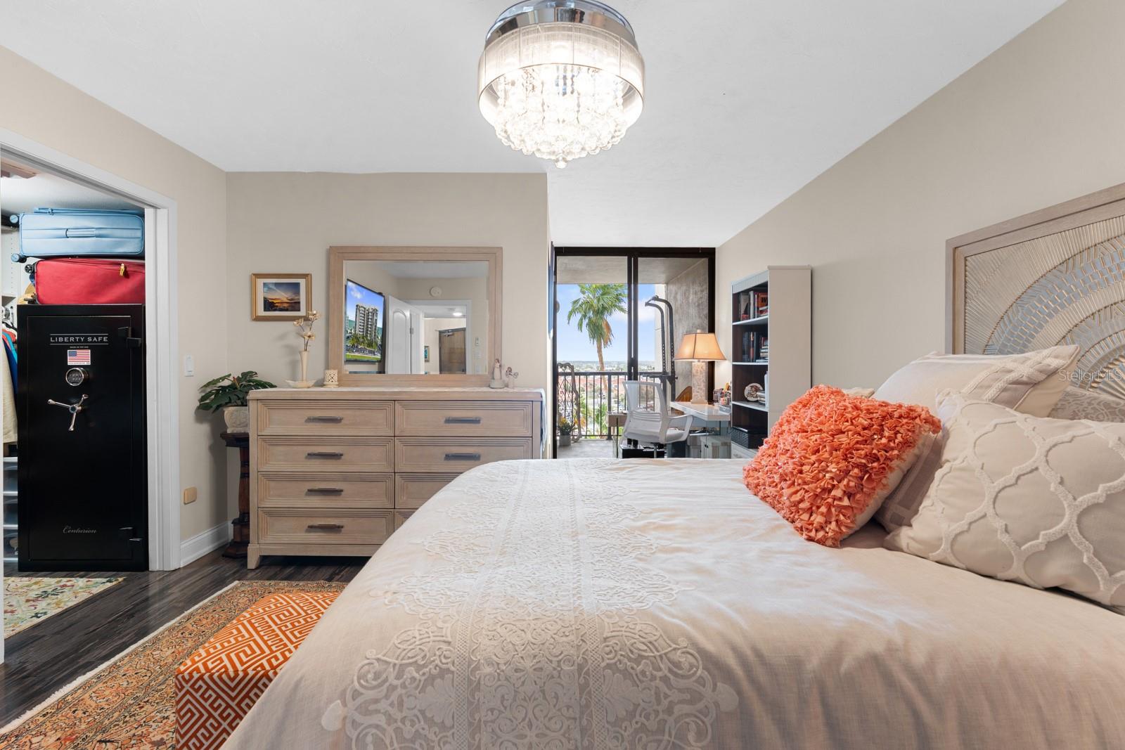 1600 GULF BLVD #717, CLEARWATER BEACH, FL — photo 8