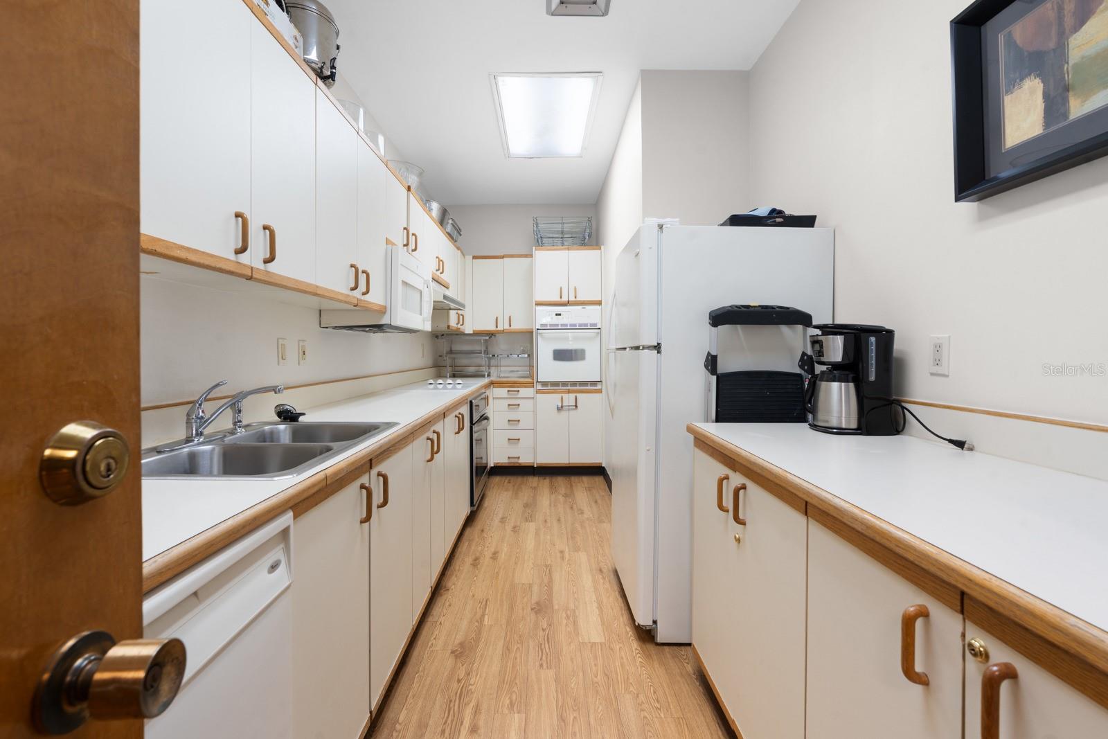 1600 GULF BLVD #717, CLEARWATER BEACH, FL — photo 59