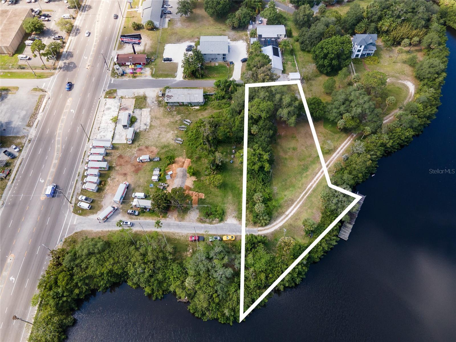102 DICKMAN DR SW, RUSKIN, FL — photo 32