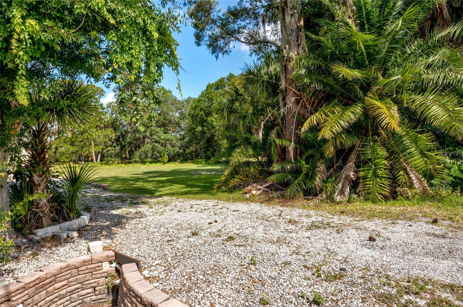 102 DICKMAN DR SW, RUSKIN, FL — photo 36