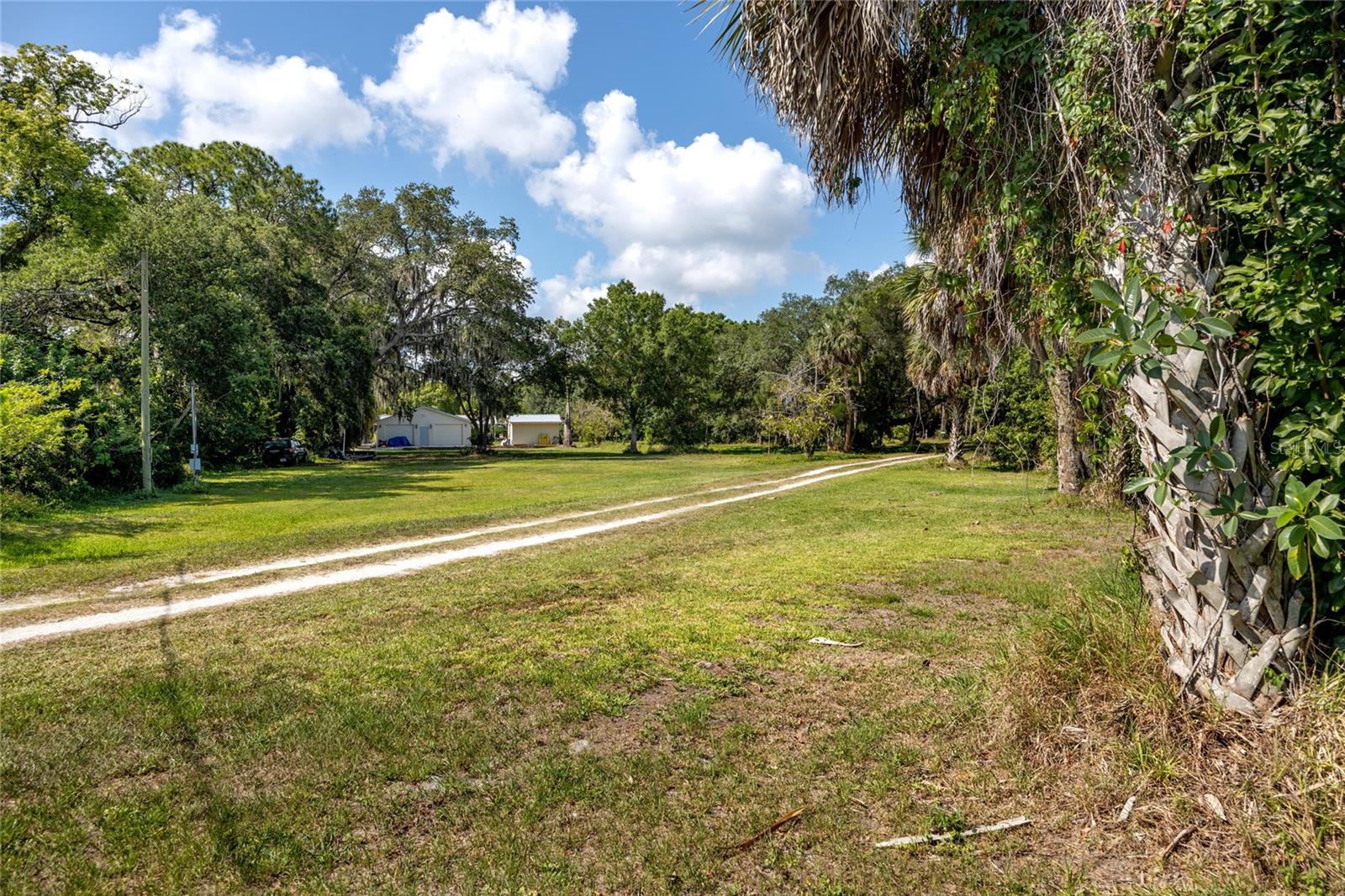102 DICKMAN DR SW, RUSKIN, FL — photo 38