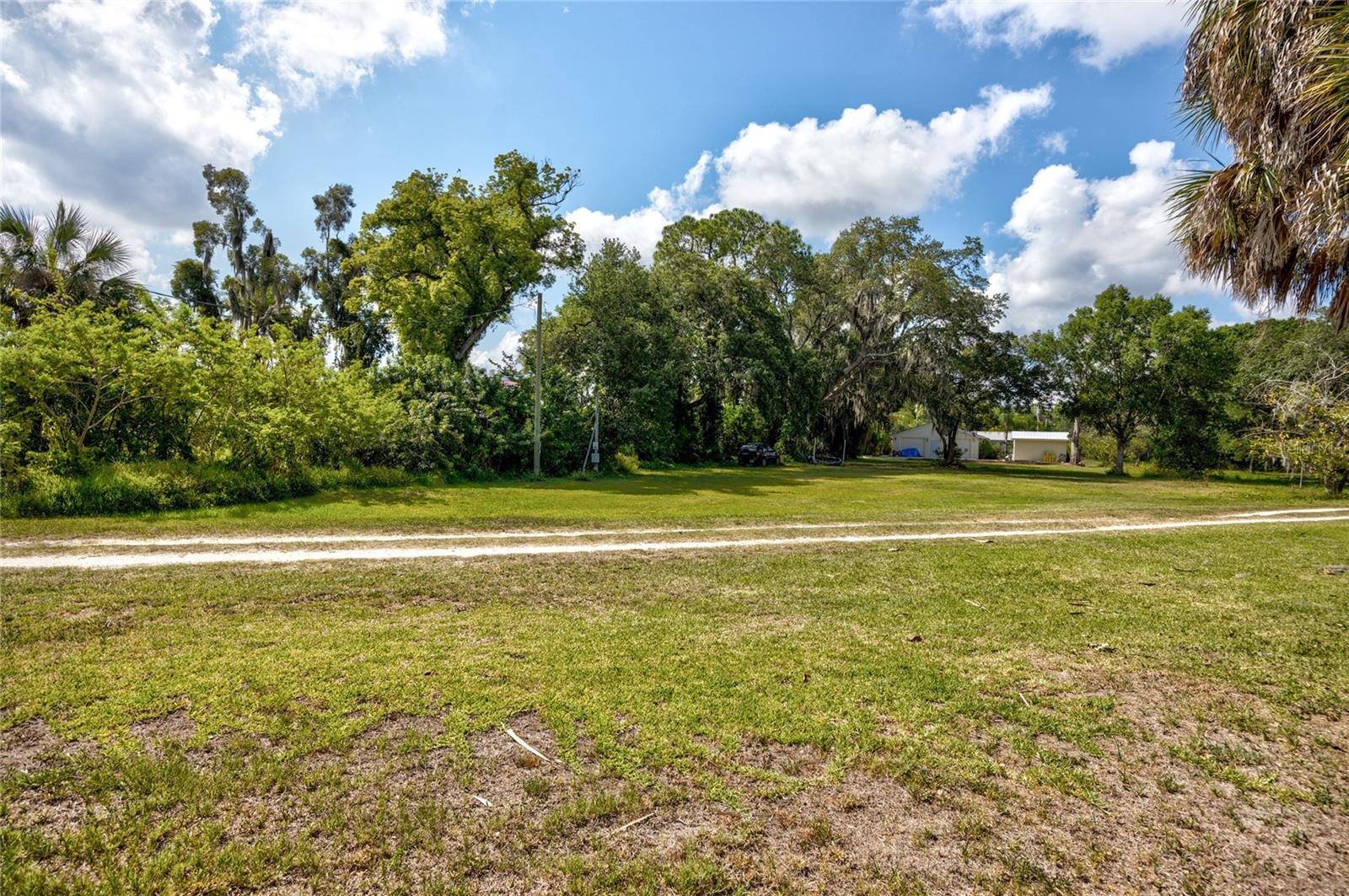102 DICKMAN DR SW, RUSKIN, FL — photo 39