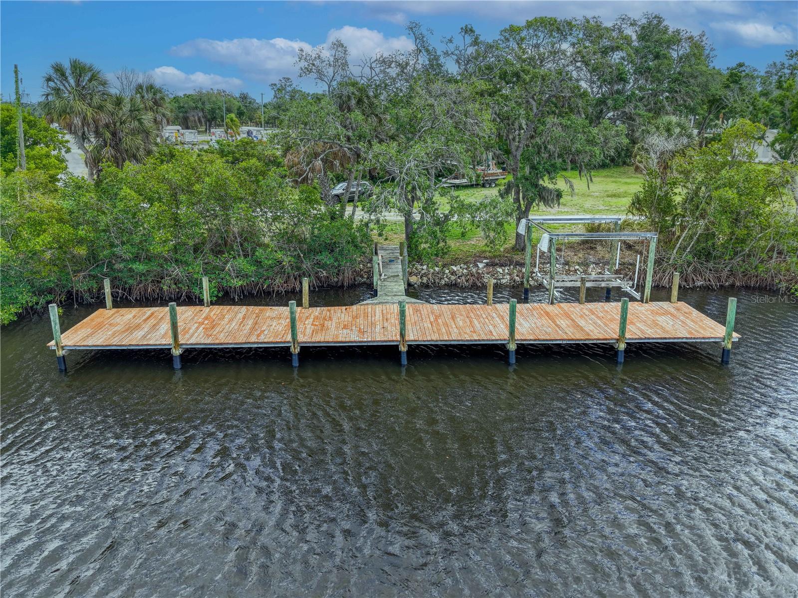 102 DICKMAN DR SW, RUSKIN, FL — photo 4