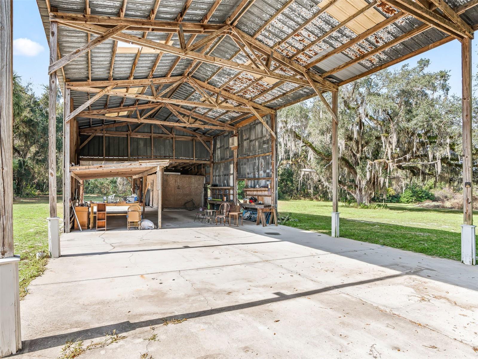 10487 SE HIGHWAY 42, SUMMERFIELD, FL — photo 52