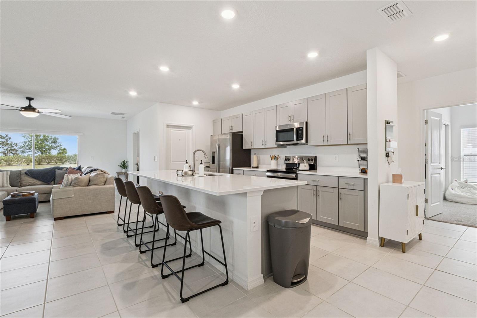 1099 CALICO POINTE CIR, GROVELAND, FL — photo 33