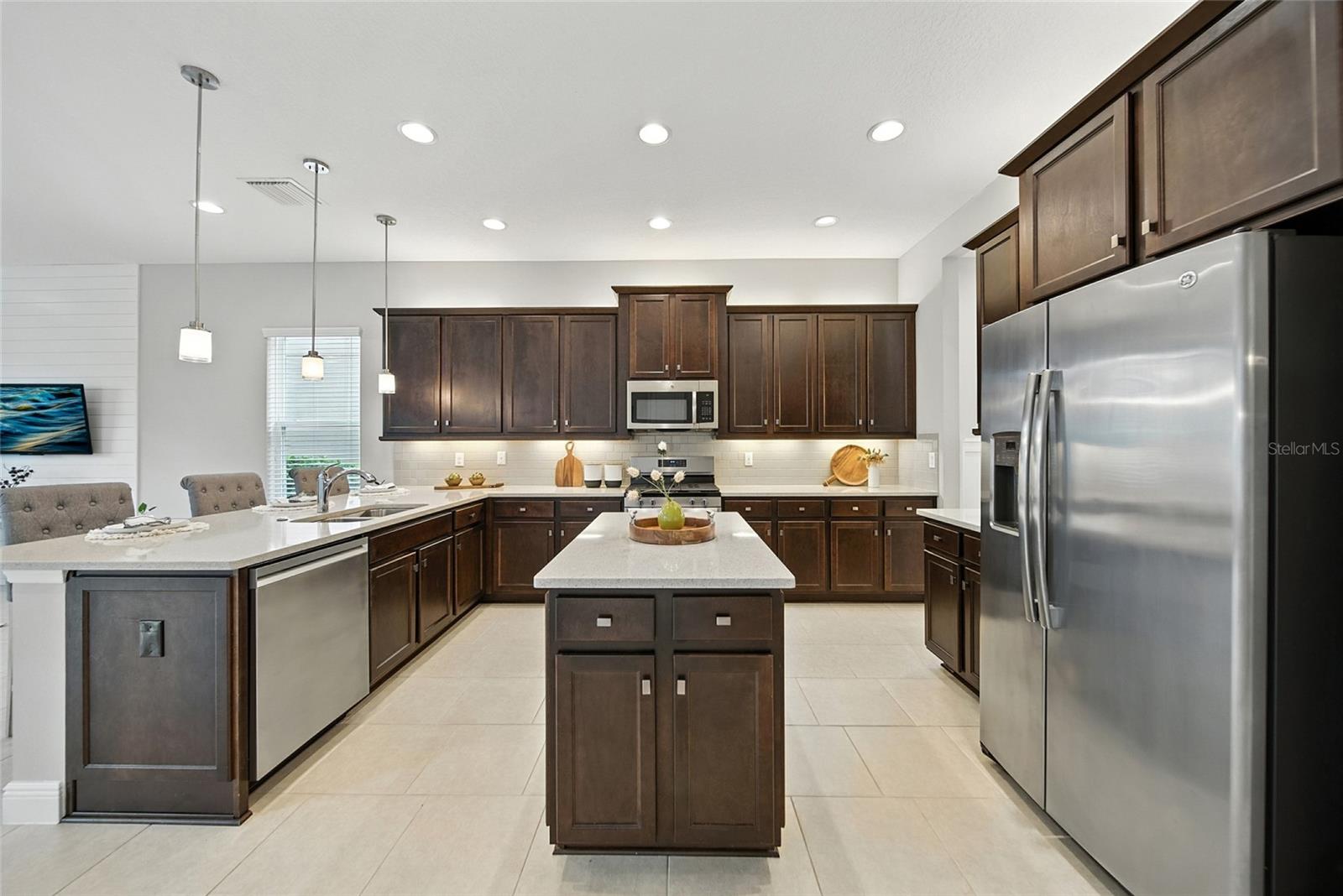 2495 OAKWOOD PRESERVE DR, WESLEY CHAPEL, FL — photo 13