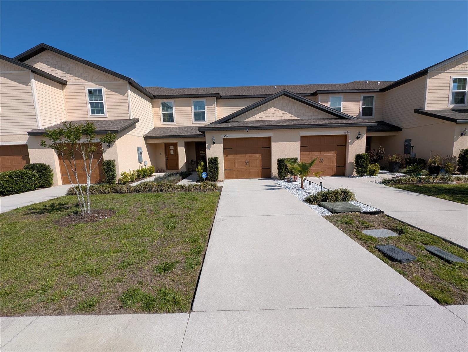 1556 WYNFORD CIR, TAVARES, FL