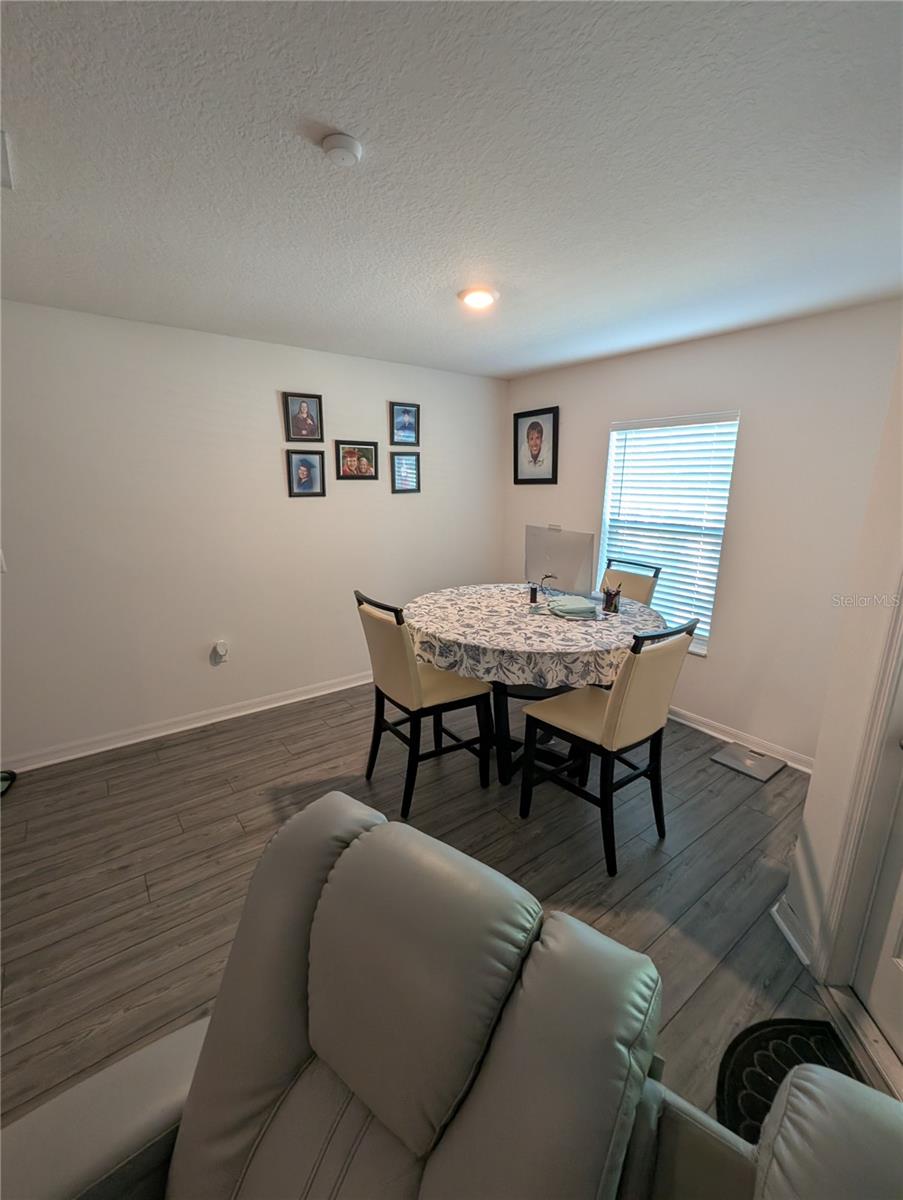 1556 WYNFORD CIR, TAVARES, FL — photo 31