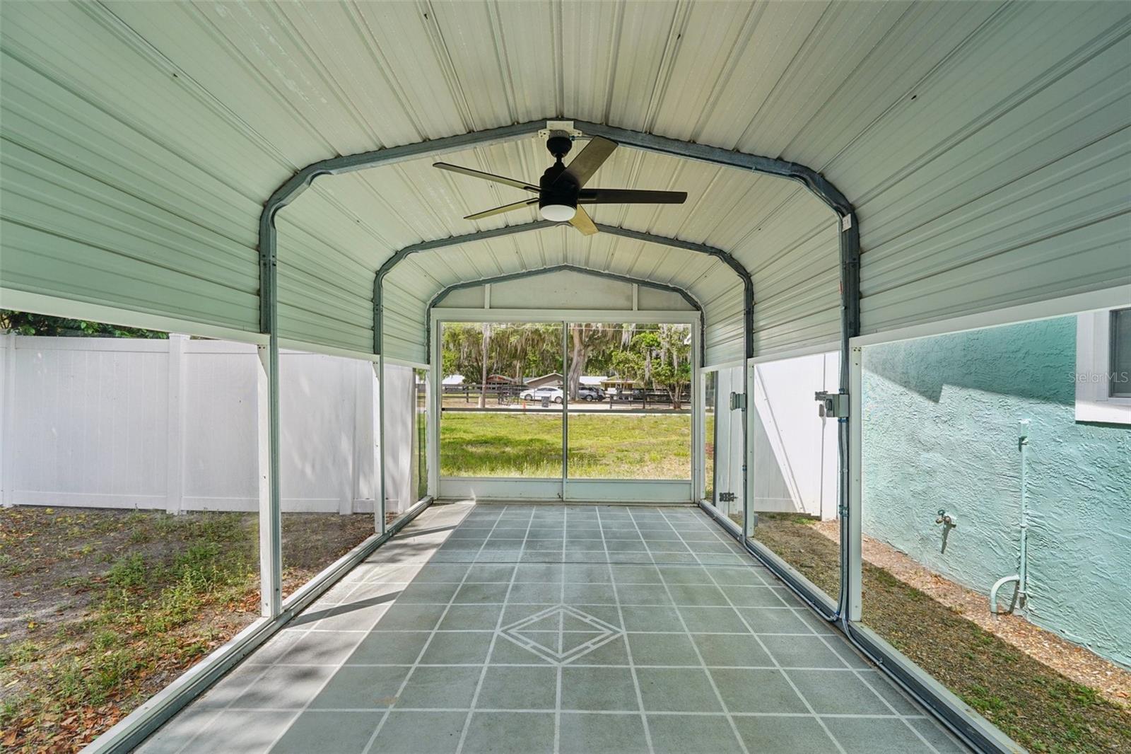 12385 SE 135TH CT, OCKLAWAHA, FL — photo 4