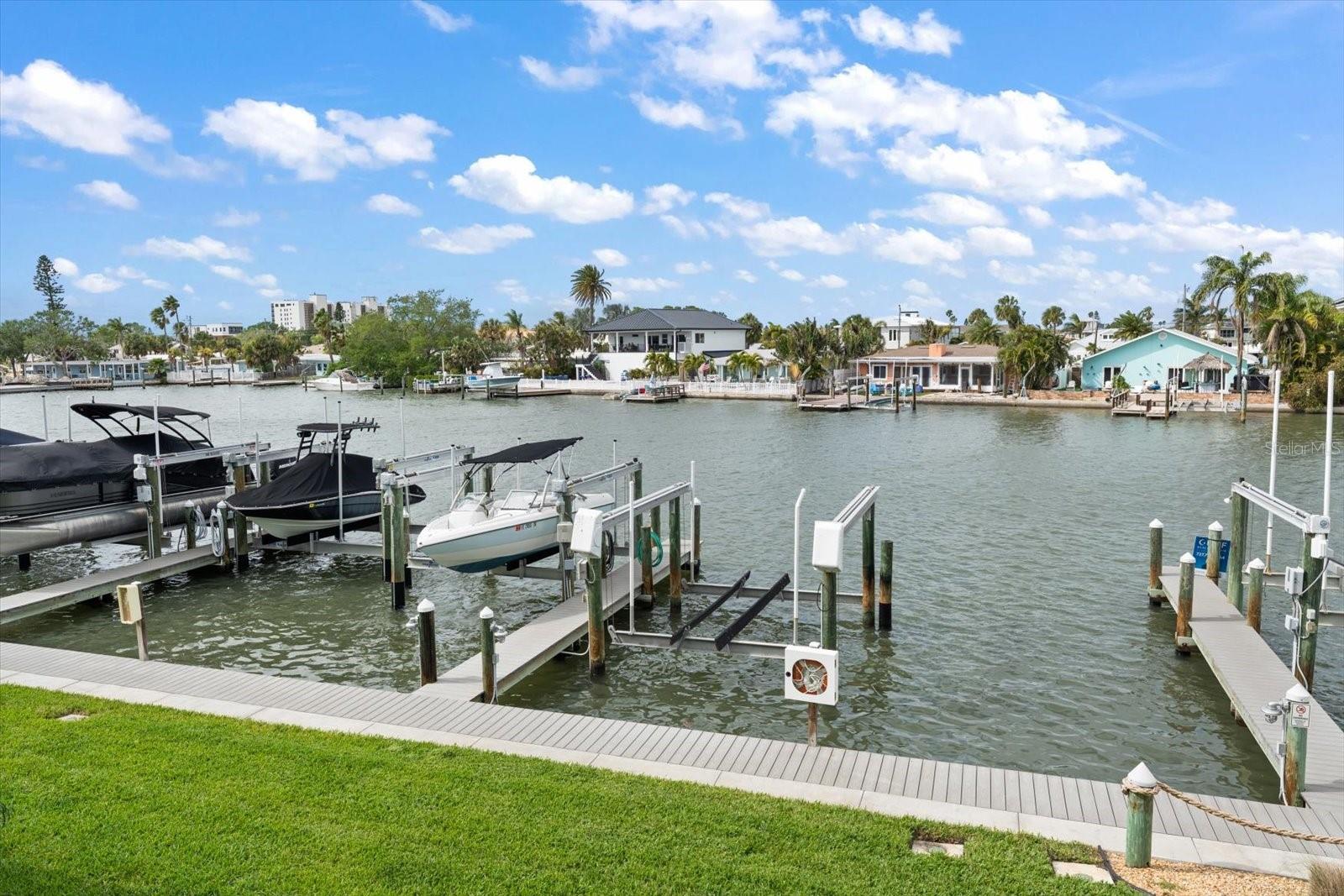 124 MARCDALE BLVD, INDIAN ROCKS BEACH, FL — photo 17