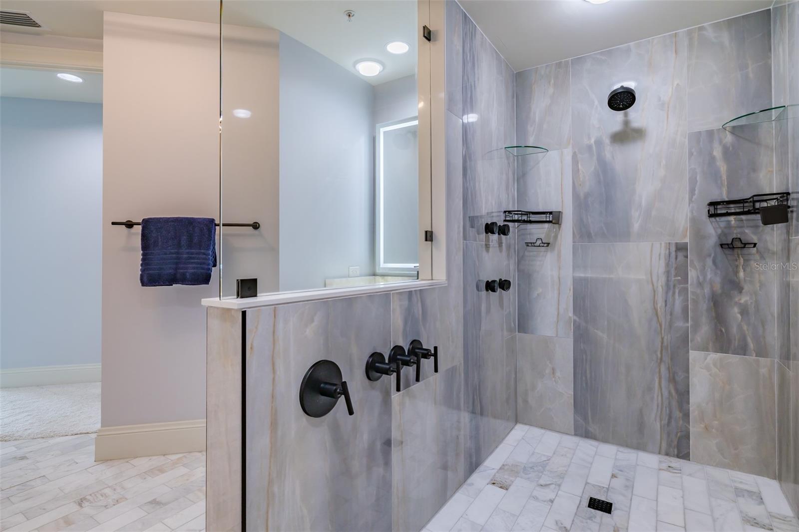 130 RIVIERA DUNES WAY #802, PALMETTO, FL — photo 17
