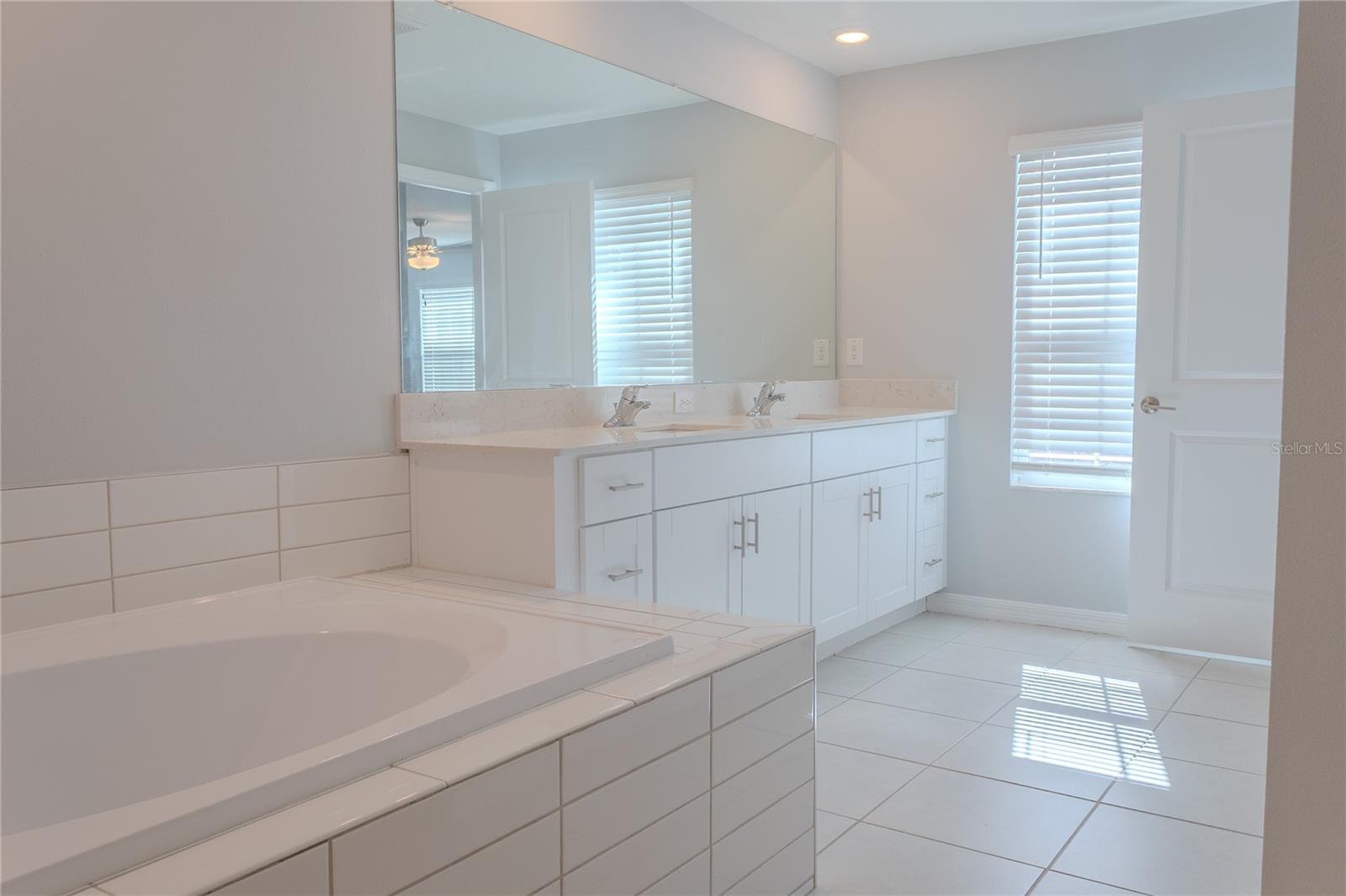 17711 NECTAR FLUME DR, LAND O LAKES, FL — photo 28