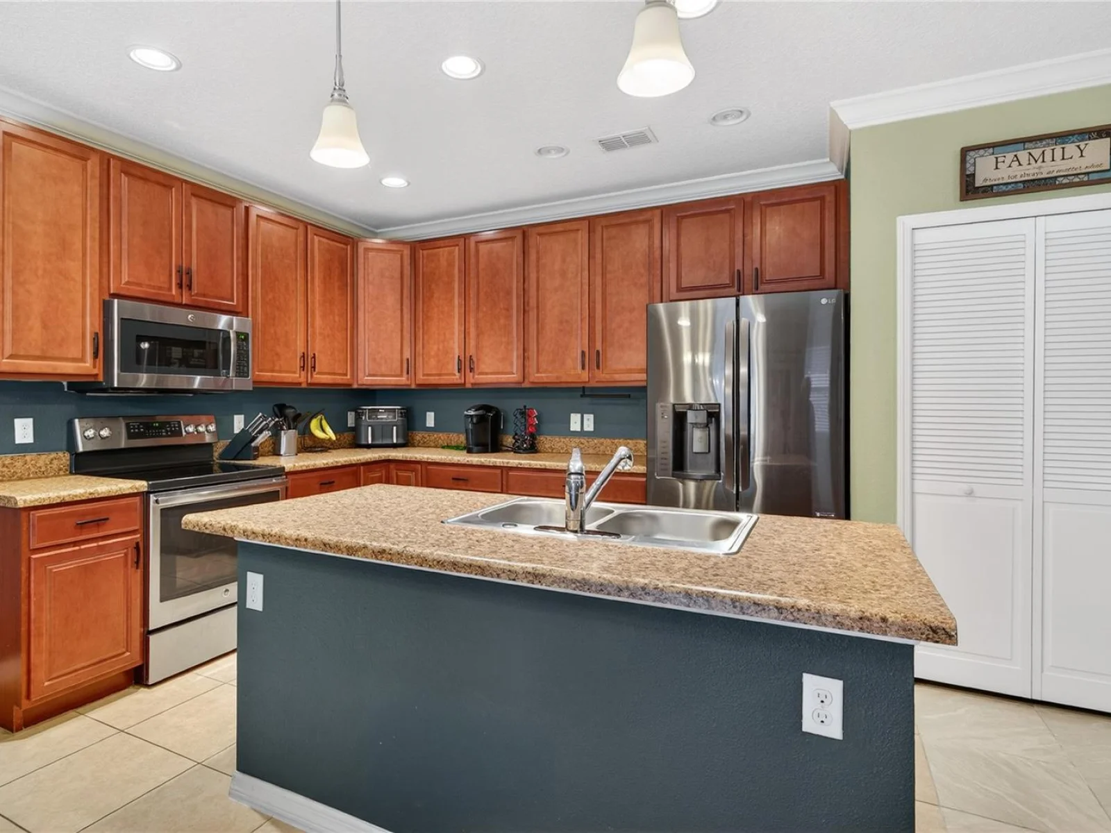 2454 NORWOOD PL, TAVARES, FL — photo 11