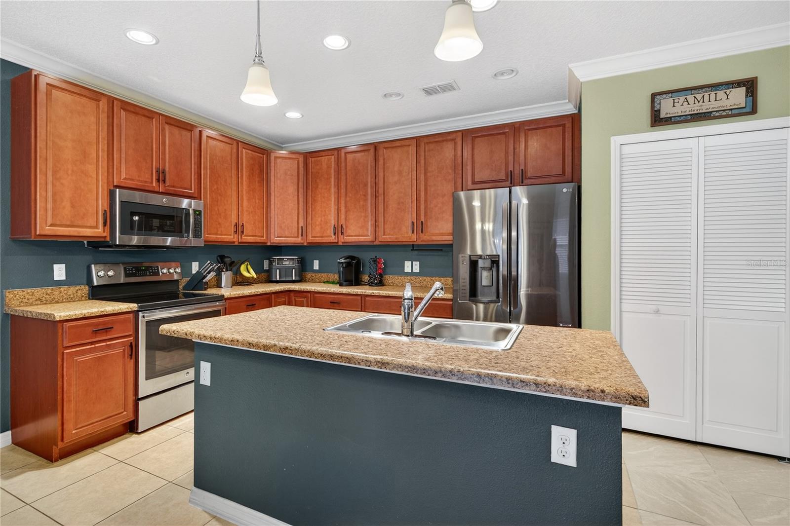 2454 NORWOOD PL, TAVARES, FL — photo 10