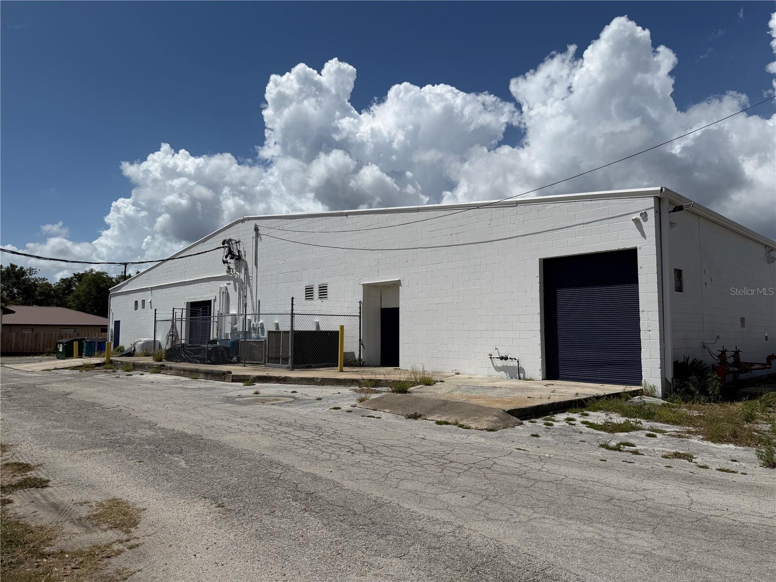 2001 S BAY ST, EUSTIS, FL — photo 35