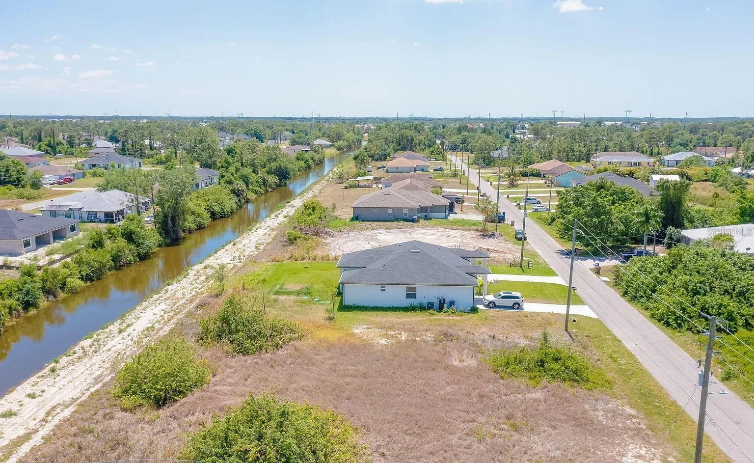 2405/2407 ANSEL AVE S, LEHIGH ACRES, FL — photo 3