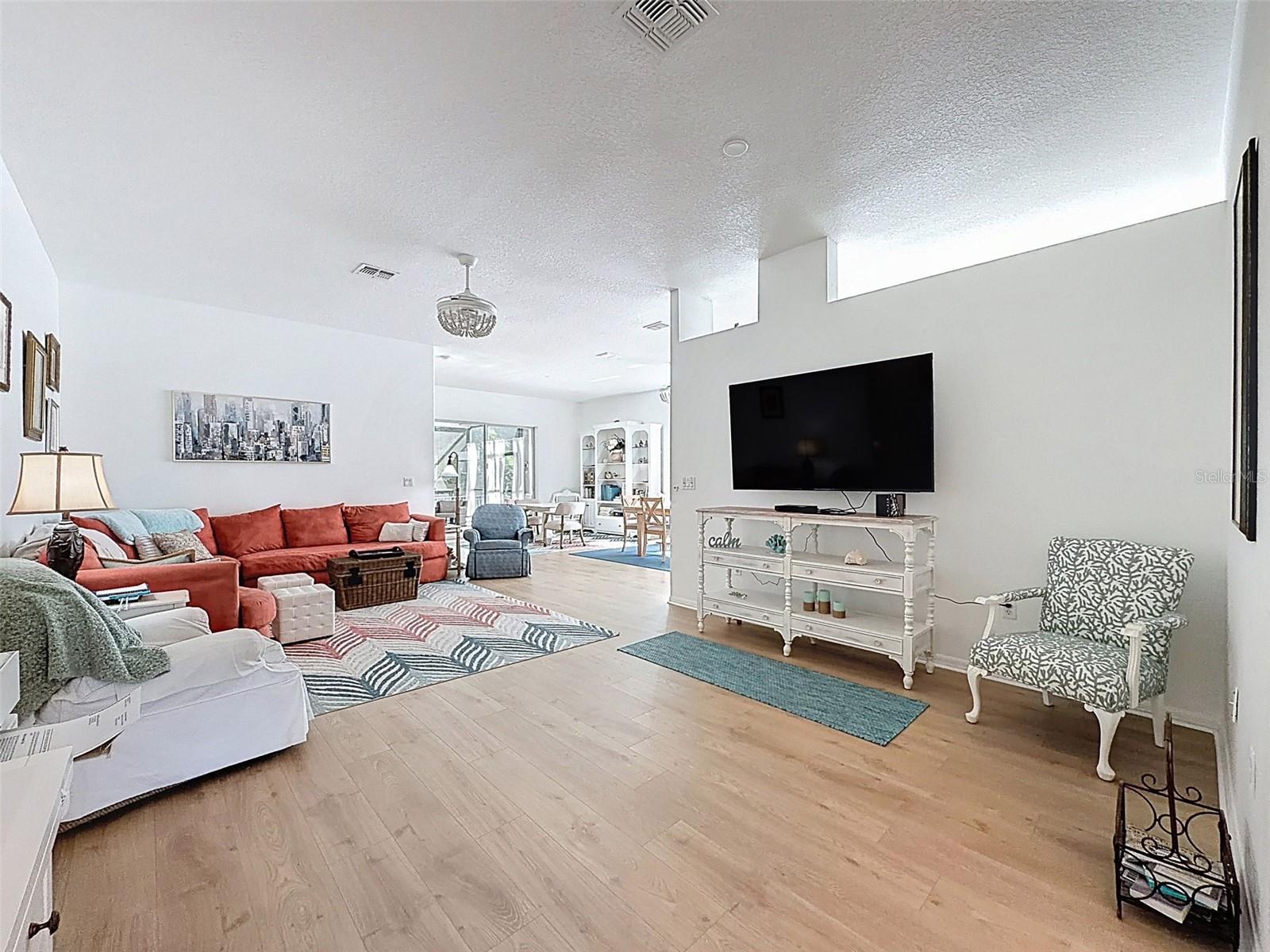 11303 CLEAR OAK CIR, NEW PORT RICHEY, FL — photo 14