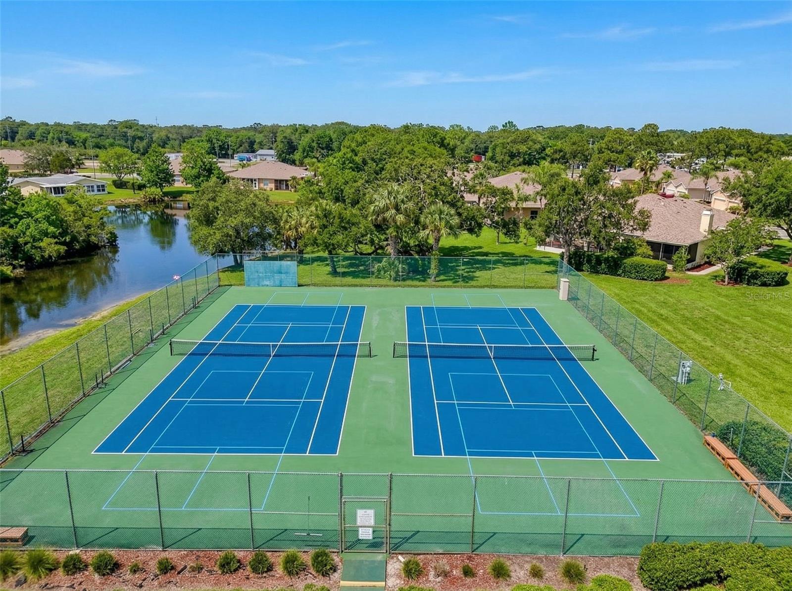 11303 CLEAR OAK CIR, NEW PORT RICHEY, FL — photo 93