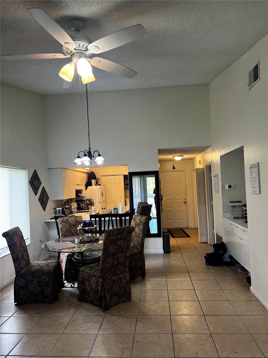 4400 WHITE PINE AVE #70-4, ORLANDO, FL — photo 3