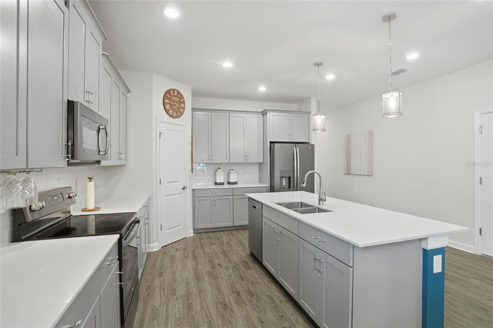 2154 CAMDEN LOOP, DAVENPORT, FL — photo 13