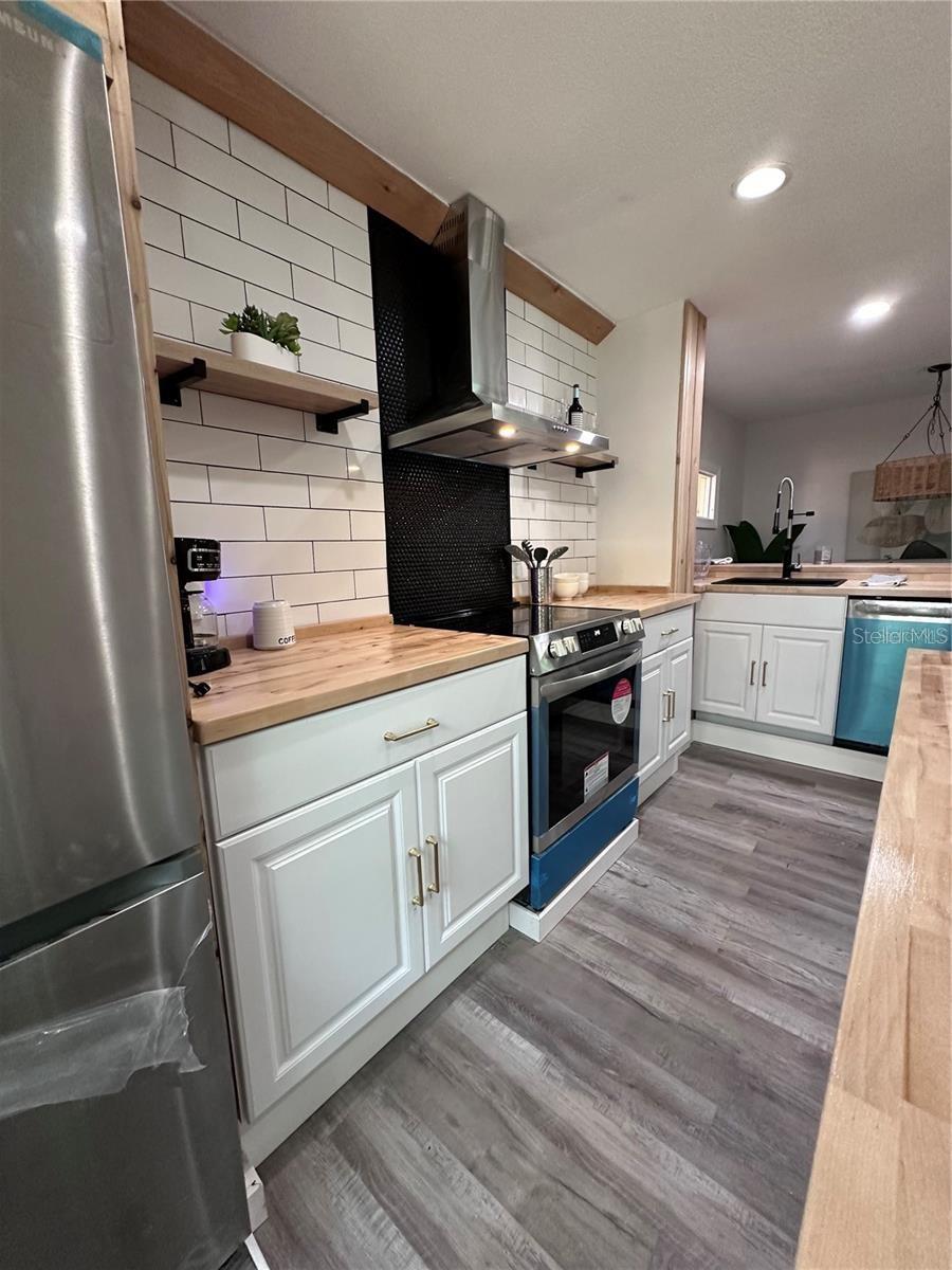 4629 26TH AVE S, ST PETERSBURG, FL — photo 14