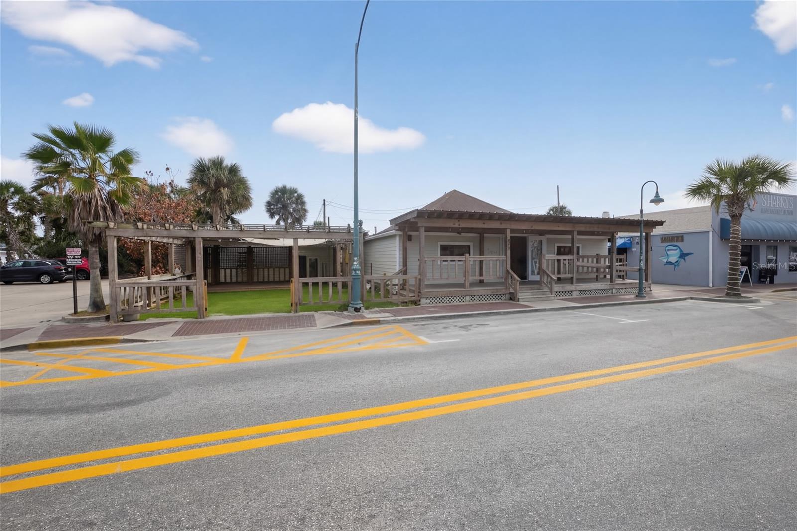 411 FLAGLER AVE #B, NEW SMYRNA BEACH, FL