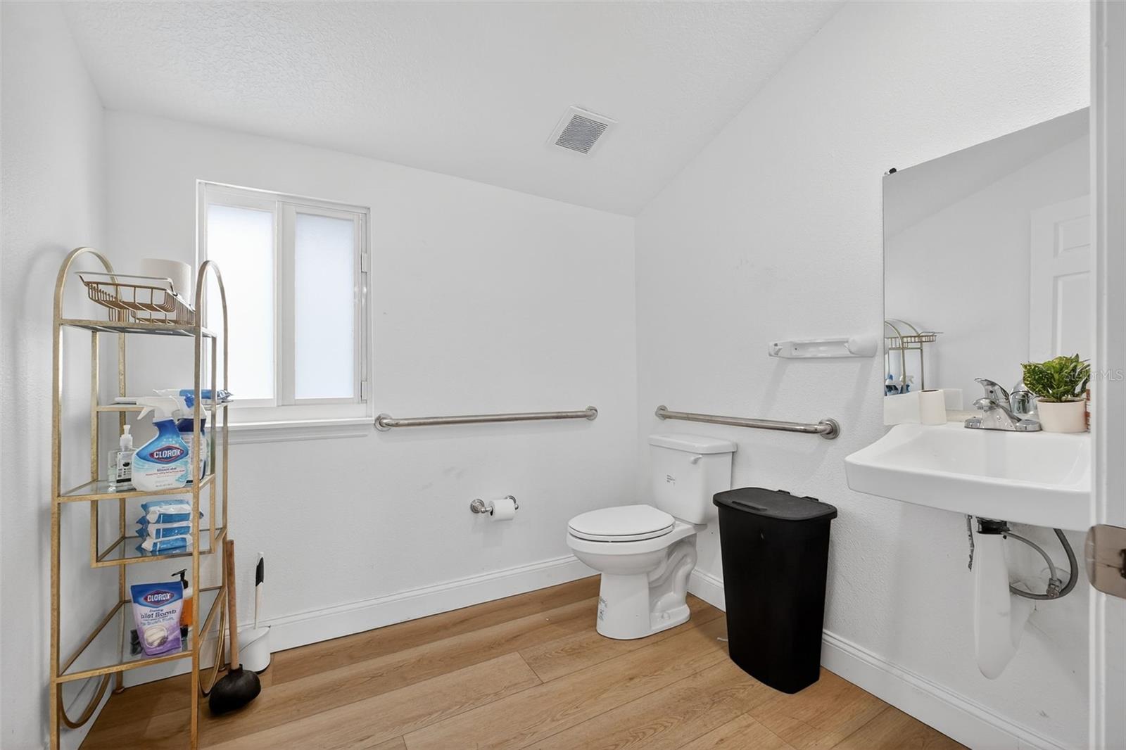 411 FLAGLER AVE #B, NEW SMYRNA BEACH, FL — photo 18