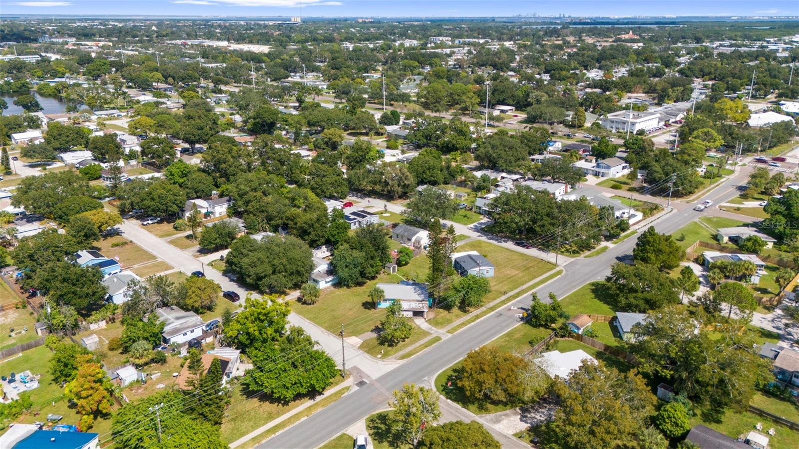7001 13TH ST N, ST PETERSBURG, FL — photo 42