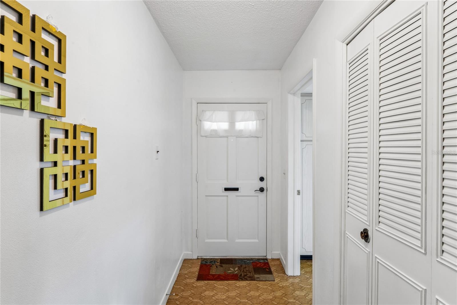 1611 S LAKE AVE #1, CLEARWATER, FL — photo 3