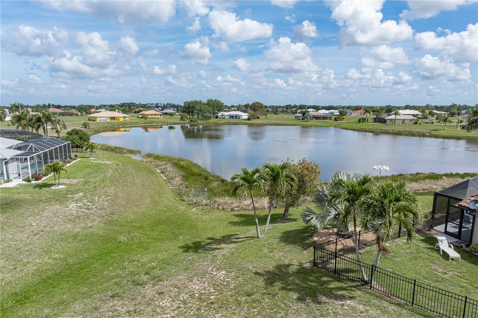 17528 VELLUM CIR, PUNTA GORDA, FL — photo 2