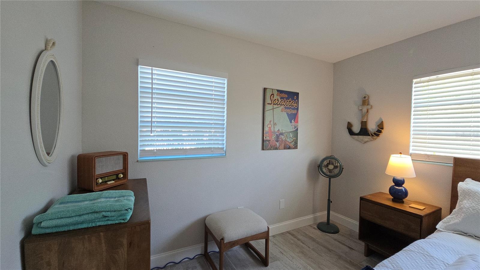 2107 PINE TER, SARASOTA, FL — photo 16