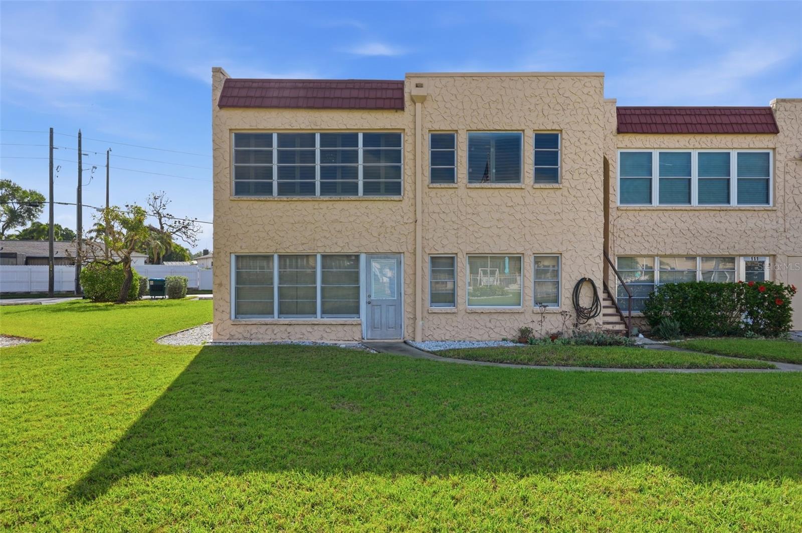 212 CEDARWOOD CIR #212, SEMINOLE, FL — photo 3
