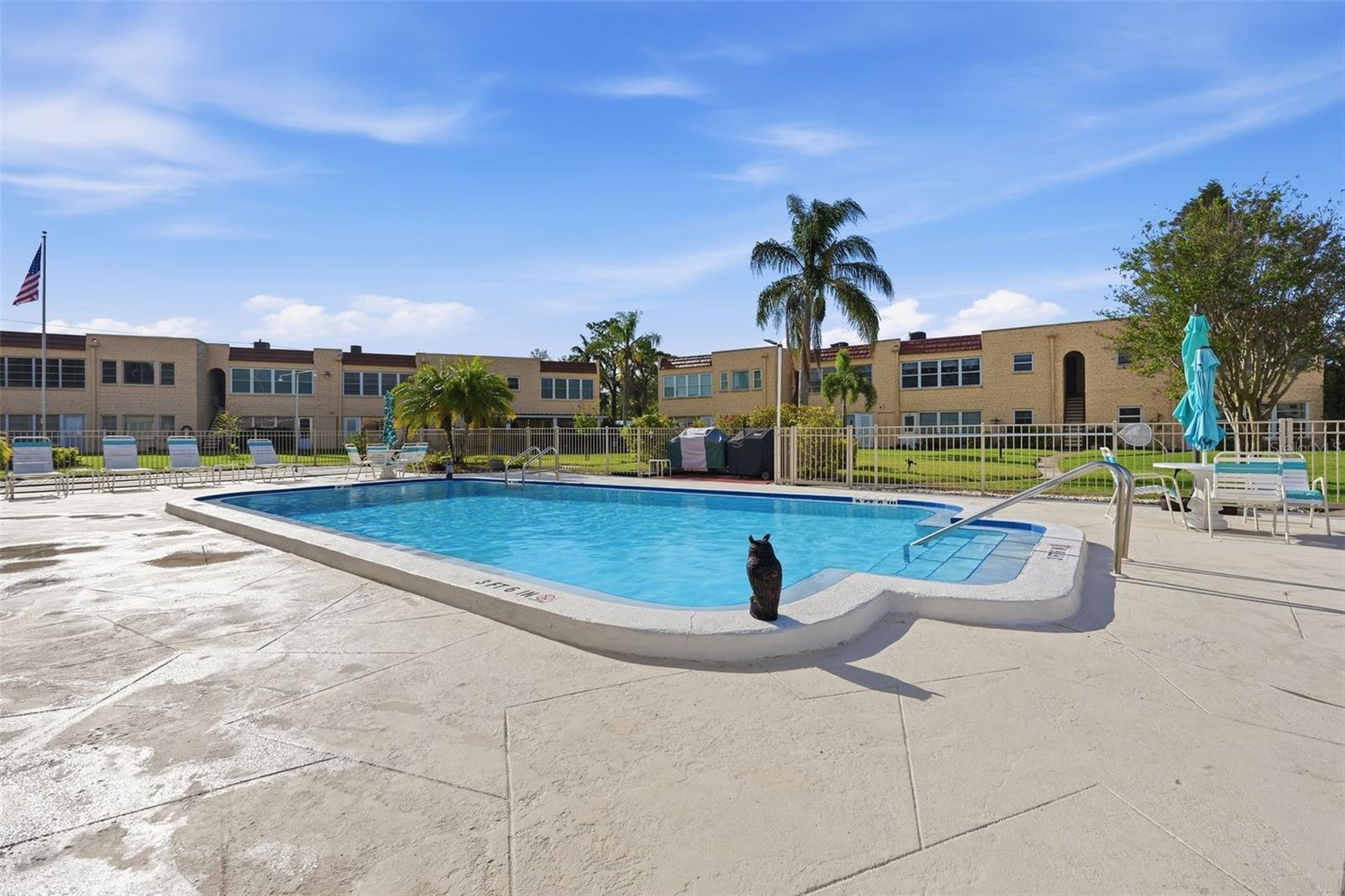 212 CEDARWOOD CIR #212, SEMINOLE, FL — photo 43
