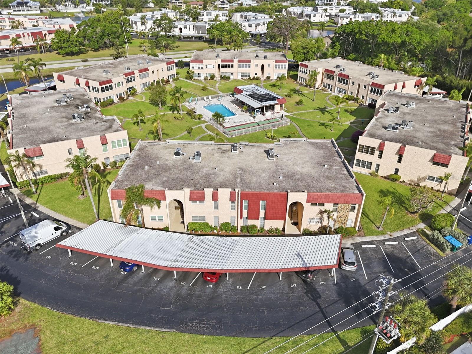 212 CEDARWOOD CIR #212, SEMINOLE, FL — photo 48