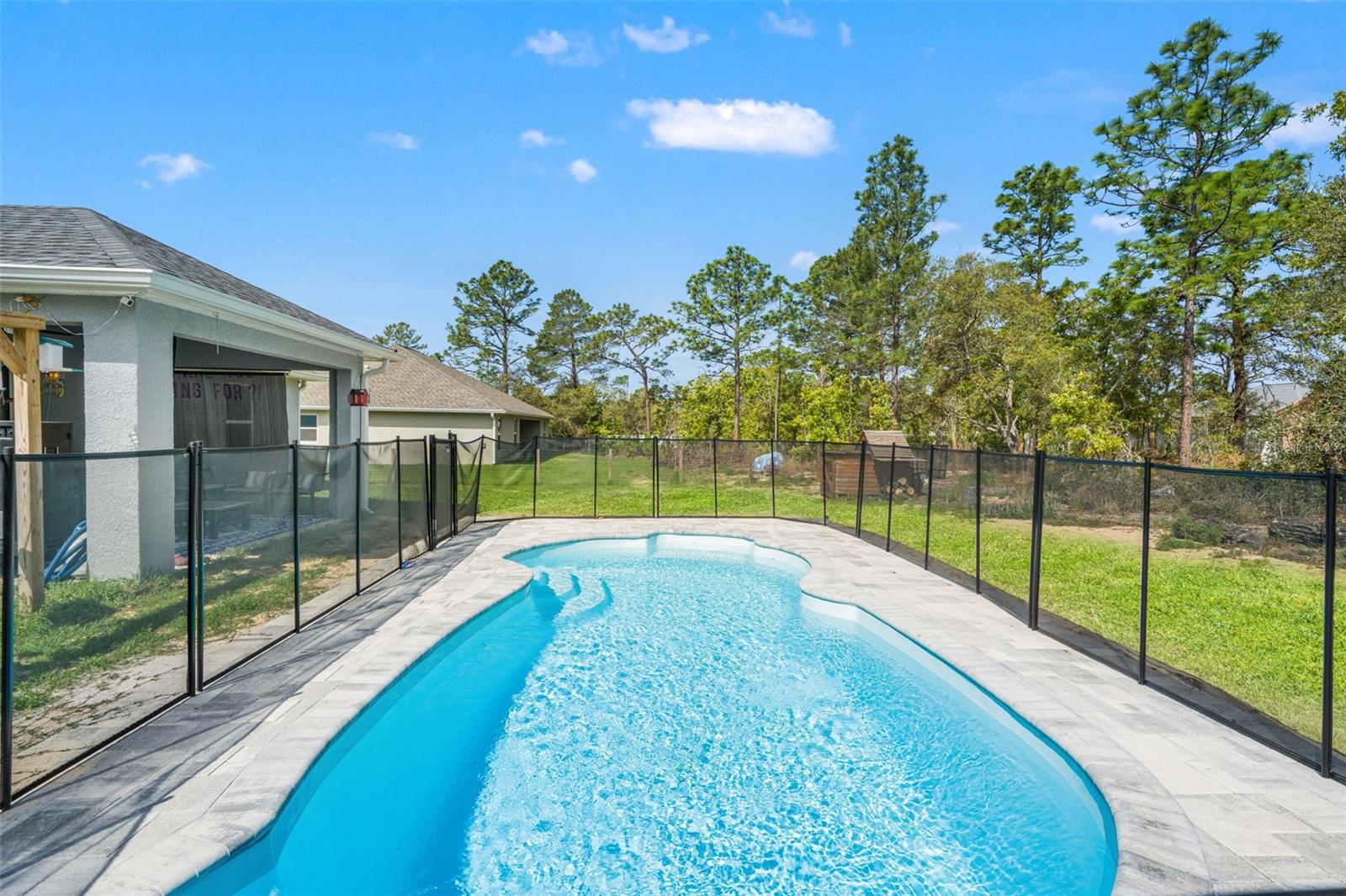 12015 PHOENIX AVE, WEEKI WACHEE, FL — photo 31