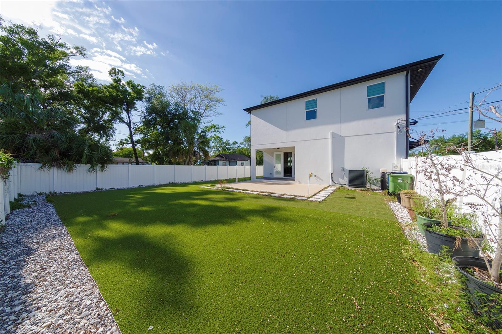 902 W SLIGH AVE, TAMPA, FL — photo 52