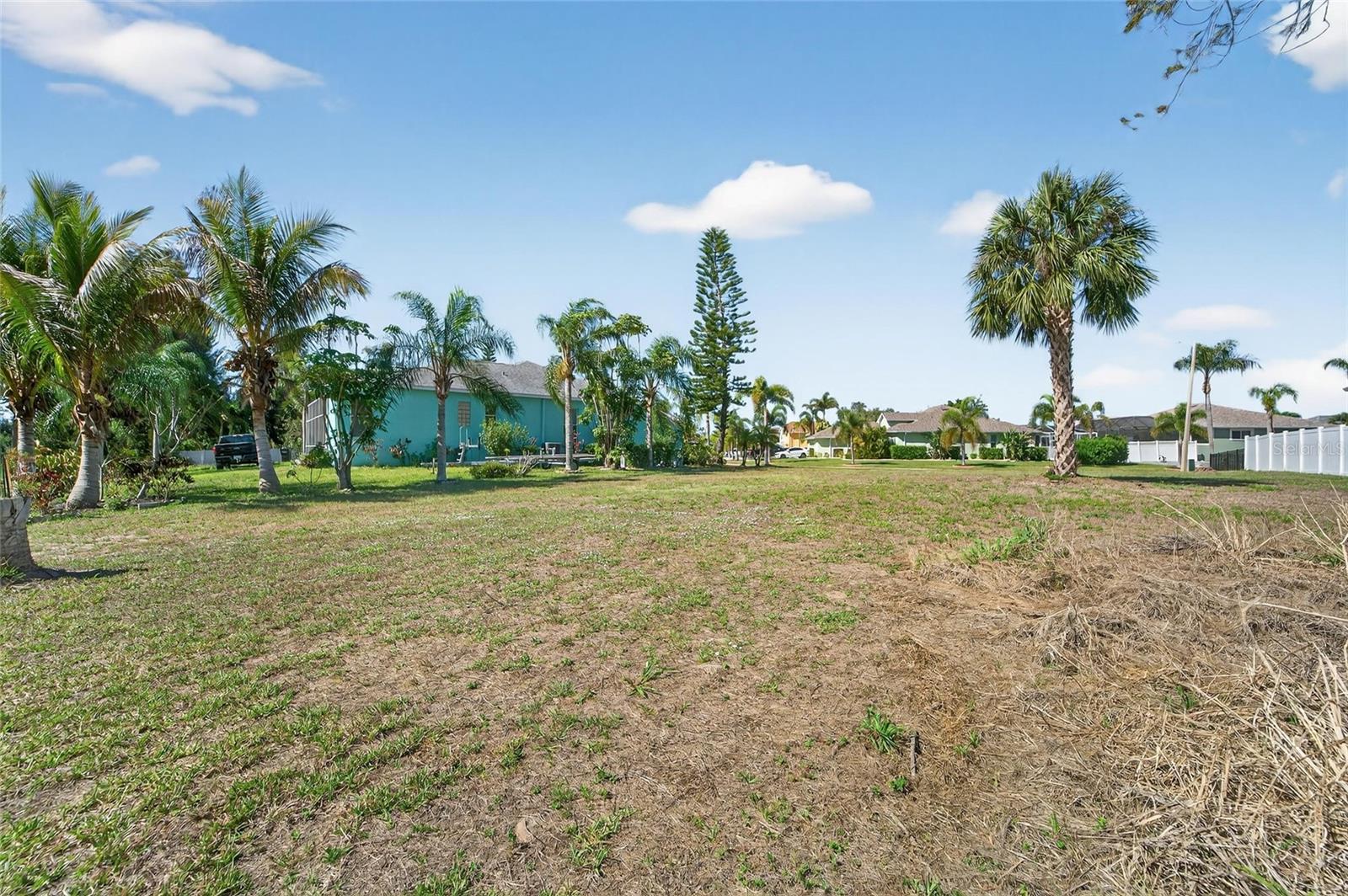 806 GREENVIEW DR, APOLLO BEACH, FL — photo 4