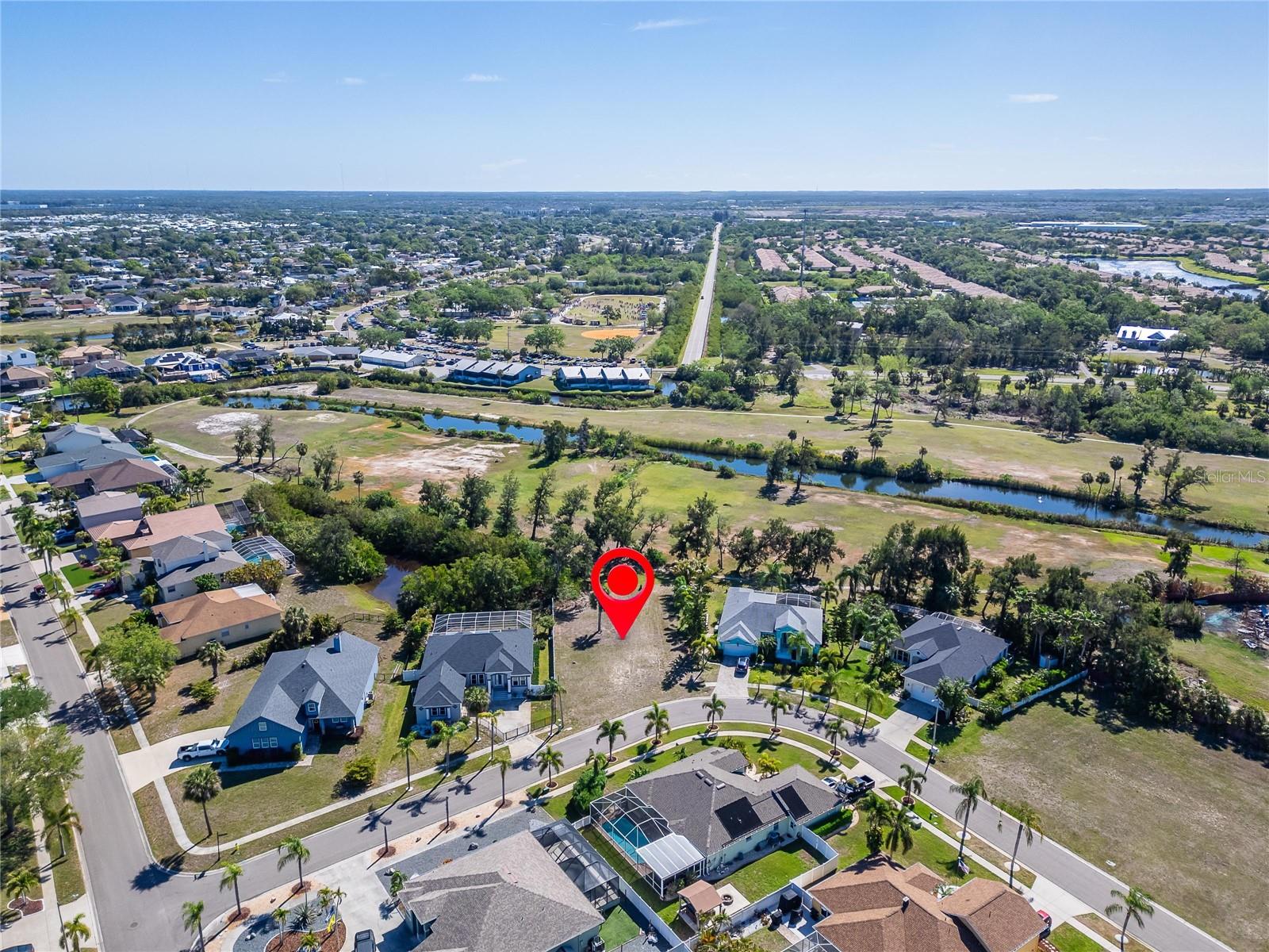 806 GREENVIEW DR, APOLLO BEACH, FL — photo 15