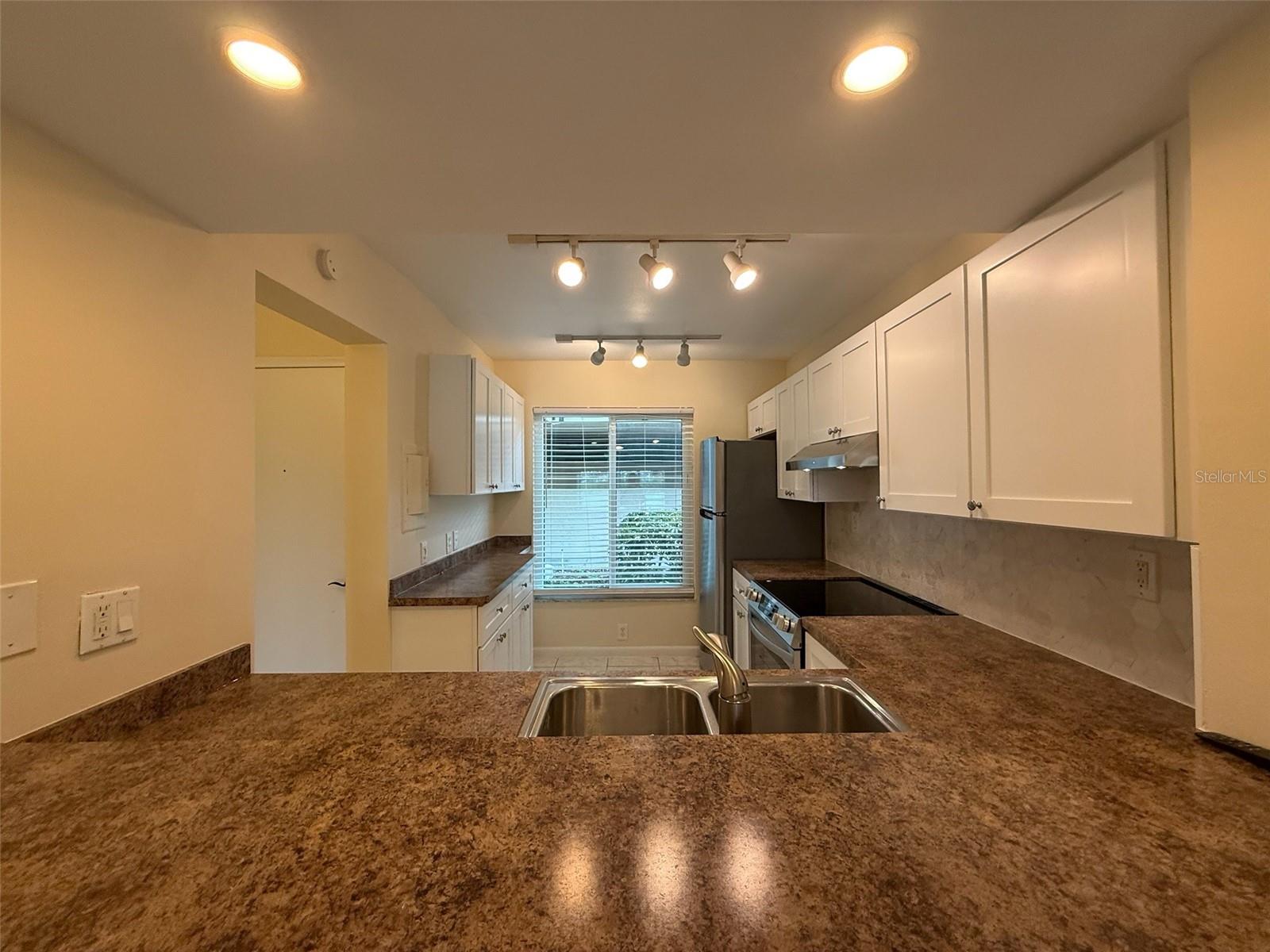 6219 PALMA DEL MAR BLVD S #105, ST PETERSBURG, FL — photo 5