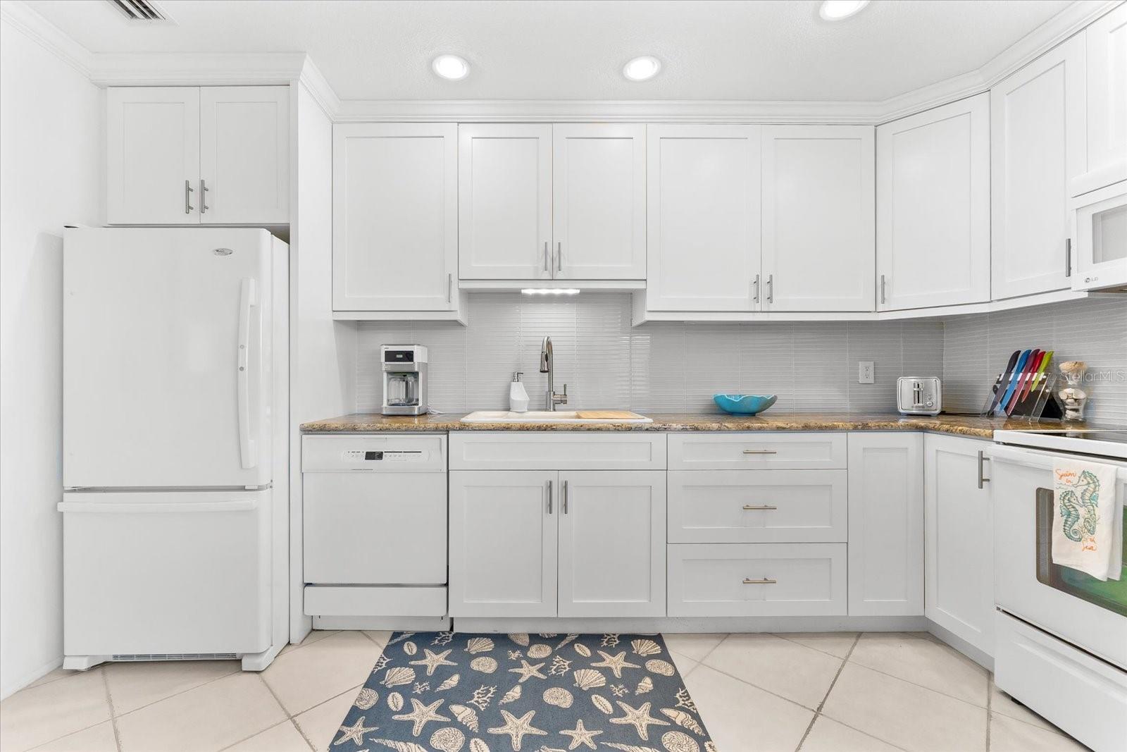 6708 SARASEA CIR #202, SARASOTA, FL — photo 12