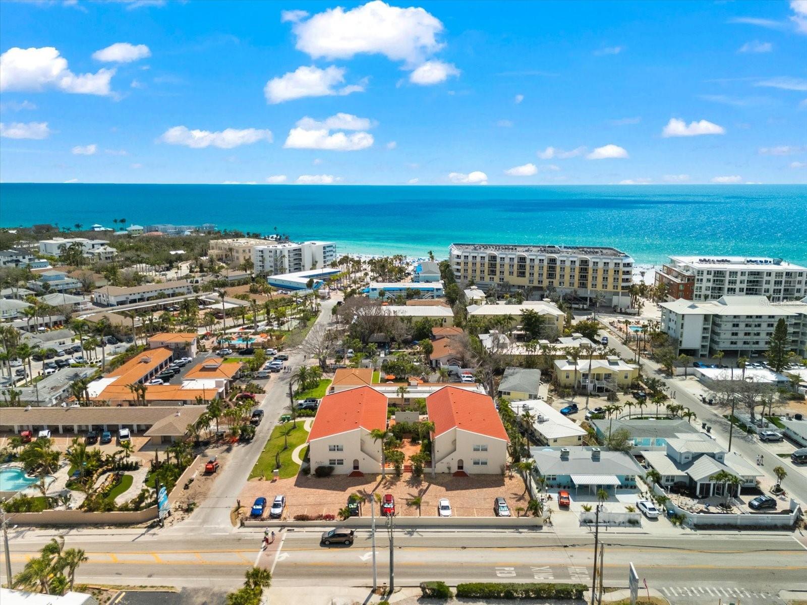 6708 SARASEA CIR #202, SARASOTA, FL — photo 47